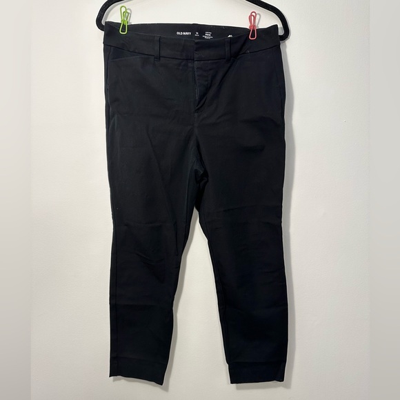 NWOT Old Navy High-Waisted Pixie Skinny Ankle Pants Size 10P in Black Jack - Picture 1 of 3